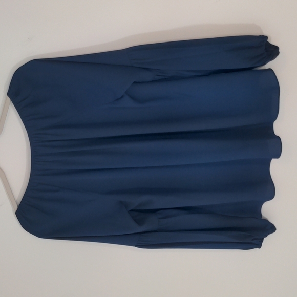 LILLY Pulitzer Charleigh Blue Top Small - Picture 9 of 11